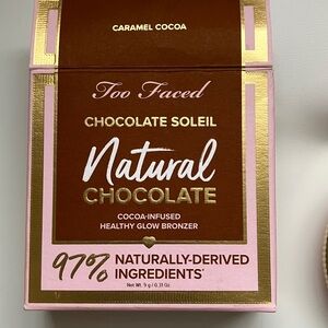 Too Faced Caramel Cocoa Natural Chocolate Bronzer - Brown & Pink Accents